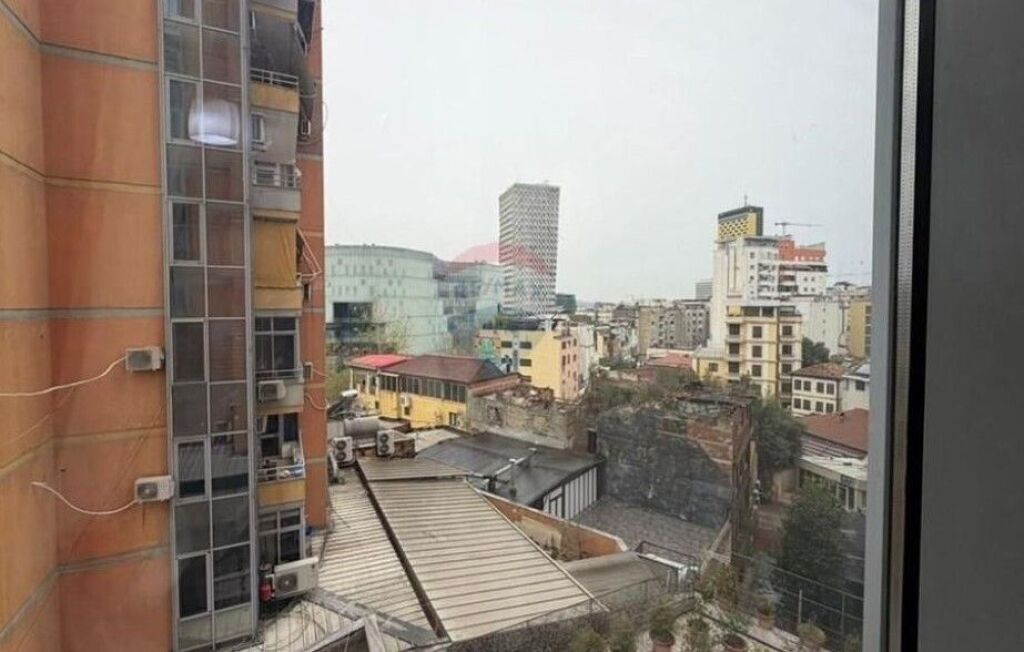 Office for rent in Toptani, Tirana, 114 m². Photo 3 of 3
