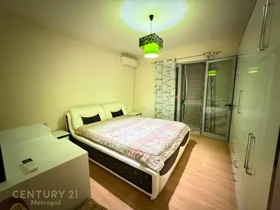 Appartamento in affitto a 21 Dhjetori, Tirana, 170 m². Foto 6 di 10