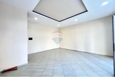 Shop for rent in Albano dhe Romina, Vlorë, 50 m². Photo 3 of 9