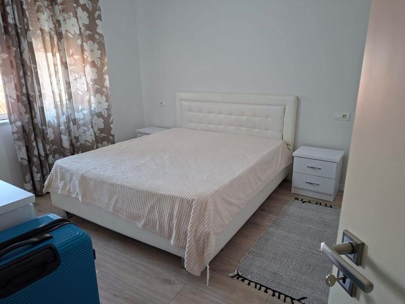 Apartament 2+1 me qera në Ura e Tabakëve, Tiranë, 90 m². Foto 4 nga 5