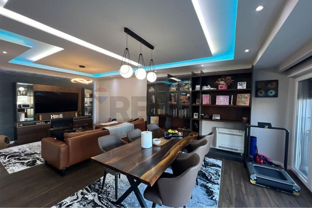 Duplex for sale in Kodra e Diellit, Tirana, 190 m². Photo 3 of 3