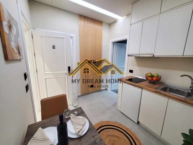 Locale commerciale in vendita a Plazh, Durazzo, 130 m²