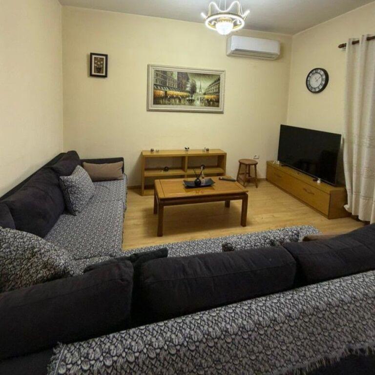 House 3+1 for rent in Astir Tiranë, Tirana, 130 m²