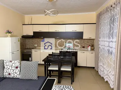 Apartament 2+1 me qera në Jordan Misja, Tiranë, 110 m². Foto 2 nga 6