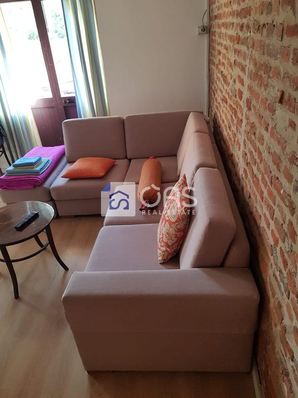 Apartament me qera në Rruga E Durrsit, Tiranë, 80 m². Foto 1 nga 10