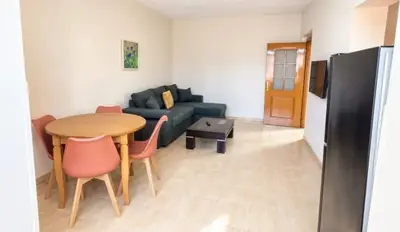 Apartament 1+1 me qera në Myslym Shyri, Tiranë, 60 m². Foto 6 nga 7