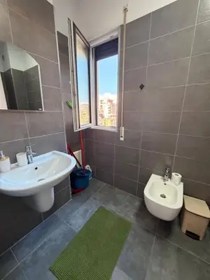 Apartament 2+1 me qera në Stadiumi Niko Dovana, Durrës, 80 m². Foto 10 nga 12