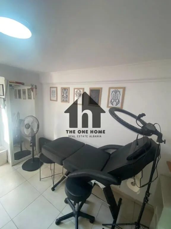 Dyqan në shitje në Ish Ekspozita, Tiranë, 31 m²