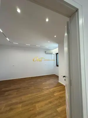 Apartament 2+1 në shitje në Rruga Irfan Tomini, Tiranë, 86 m². Foto 2 nga 4