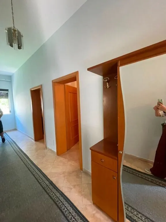Shtëpi private 3+1 me qera në Markata Fruta Perimeve & Bylmet, Durrës, 119 m². Foto 1 nga 12