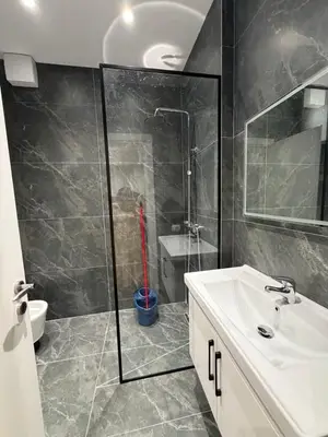Apartament 1+1 me qera në Golden Park, Tiranë, 70 m². Foto 6 nga 6