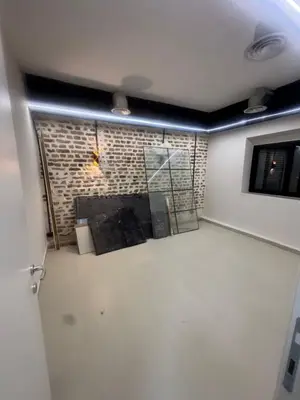Ufficio in affitto a Vasil Shanto, Tirana, 100 m². Foto 11 di 11