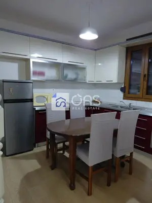 Duplex in affitto ad Ali Demi, Tirana, 170 m². Foto 9 di 12