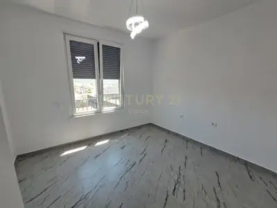 Apartment 3+1 for sale in Arra e Madhe, Shkodër, 135 m². Photo 4 of 12