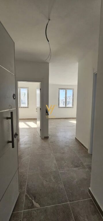 Appartamento 2+1 in vendita a Golem, 76 m²