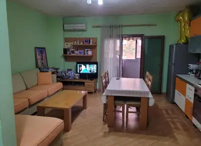 Apartament 1+1 në shitje në Rruga 5 Maji, Tiranë, 66 m². Foto 3 nga 12