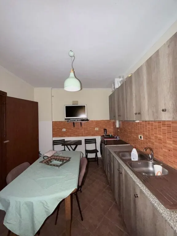 Apartament 4+1 në shitje në Tring Pallatet Çabej Shop, Tiranë, 138 m². Foto 1 nga 12