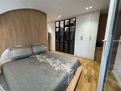 Apartament 2+1 në shitje në Bulevardi Bajram Curri, Tiranë, 104 m². Foto 3 nga 9