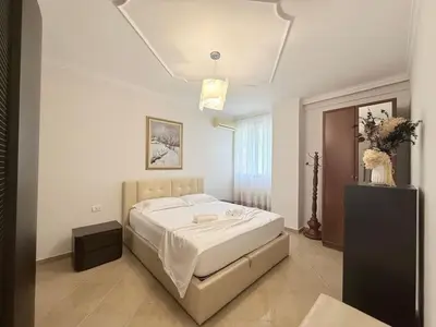 Apartament 2+1 me qera në Ish Ekspozita, Tiranë, 76 m². Foto 6 nga 8