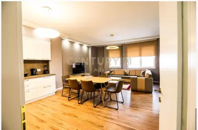 Apartament 2+1 me qera në Pazari i Ri, Tiranë, 117 m². Foto 3 nga 11