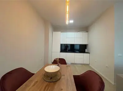 Apartament 2+1 me qera në Rruga e Kosovarëve, Tiranë, 110 m². Foto 4 nga 10