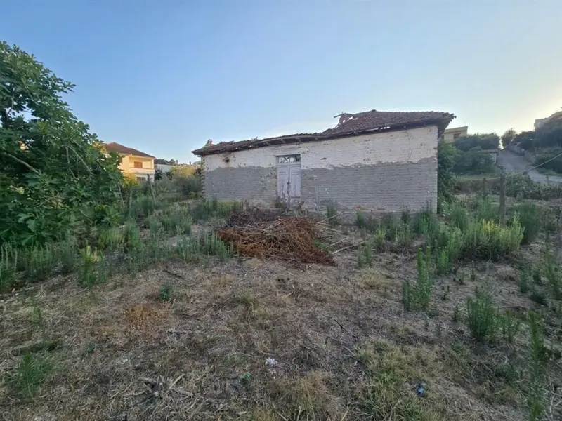 Tokë në shitje në Shkallnur, Durrës, 1 000 m²