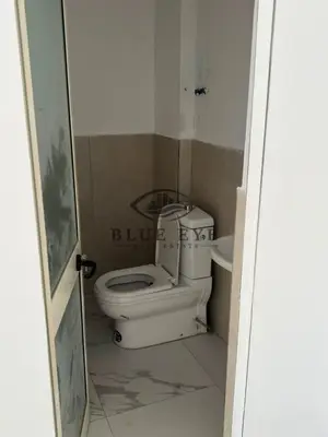 Ambient biznesi me qera në Tregu Industrial, Durrës, 40 m². Foto 3 nga 4