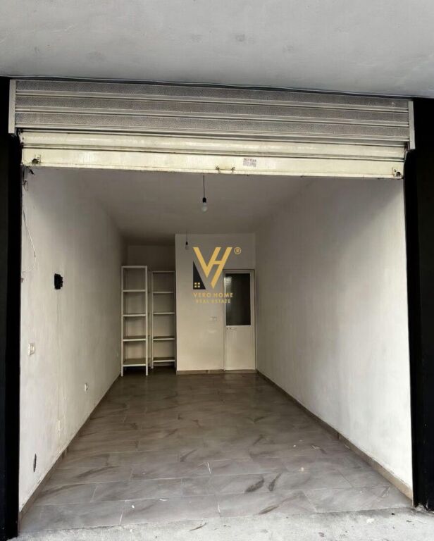 Dyqan në shitje në Komuna e Parisit, Tiranë, 24 m². Foto 1 nga 1