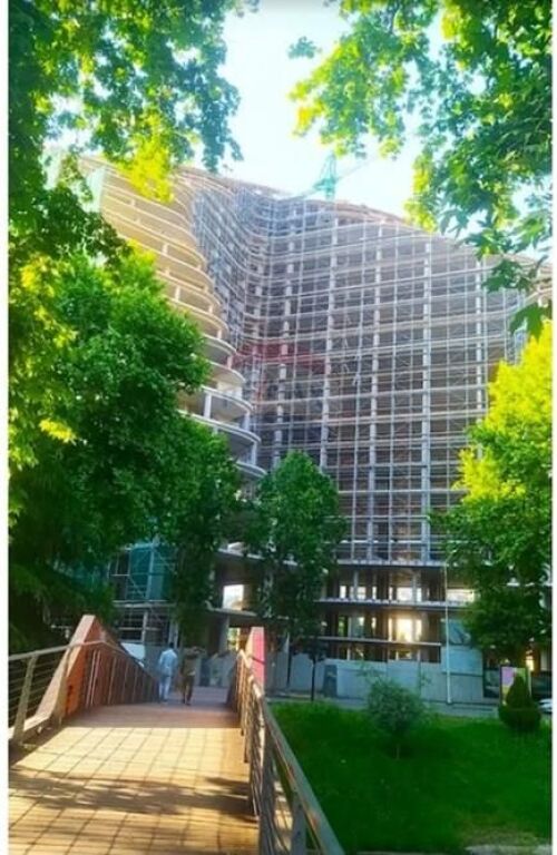 Appartamento in vendita ad Ish Ekspozita, Tirana, 219 m². Foto 2 di 2