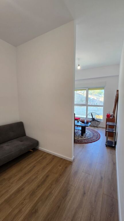 Apartment 2+1 for sale in Ali Demi, Tirana, 87 m². Photo 2 of 3