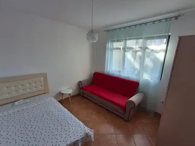 Appartamento 2+1 in affitto a Kthesa e Kamzës, Tirana, 90 m². Foto 4 di 11