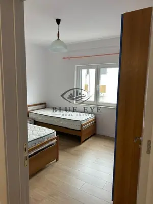 Apartament 2+1 me qera në Markata Fruta Perimeve & Bylmet, Durrës, 110 m². Foto 4 nga 10