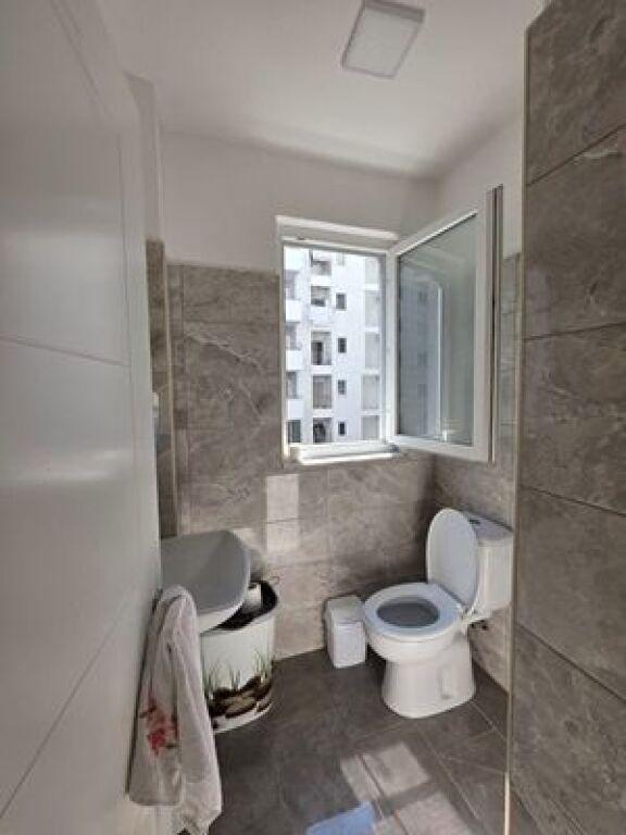 Apartament 1+1 në shitje në Rruga Shtraus, Lezhë, 87 m². Foto 6 nga 8