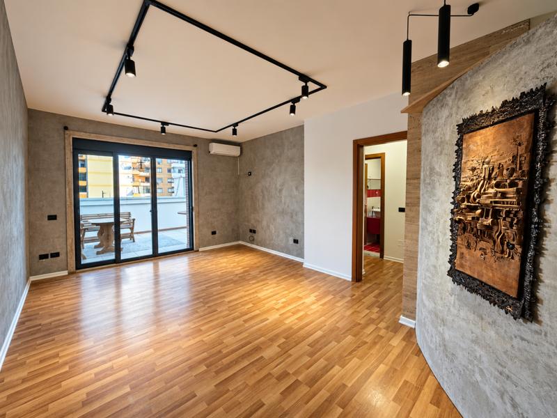Zyrë me qera në Rruga Kostandin Kristoforidhi, Tiranë, 145 m²
