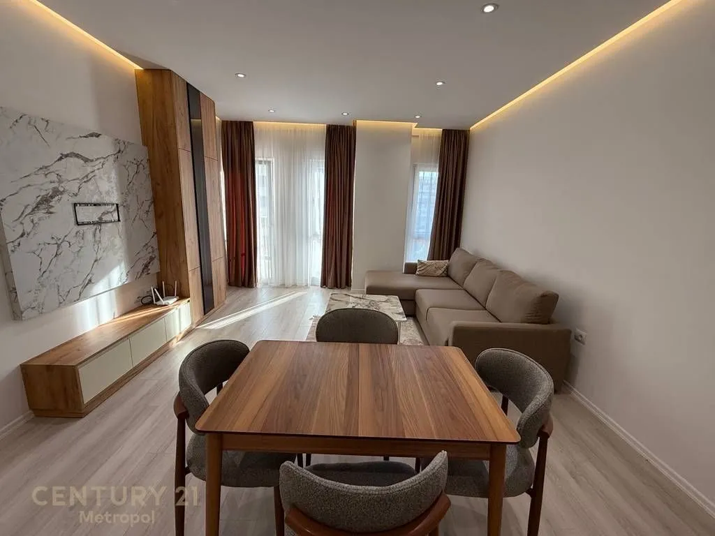 Apartament 1+1 me qera në Zogu i Zi, Tiranë, 71 m². Foto 1 nga 10