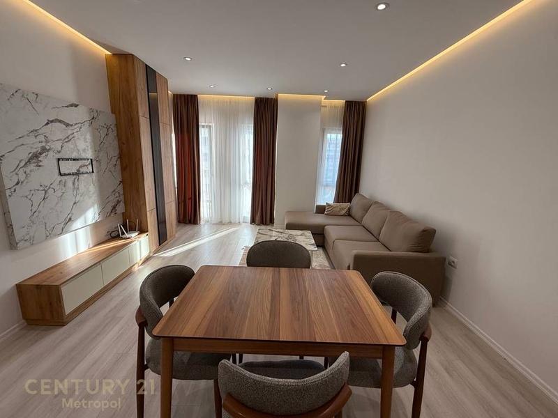 Apartament 1+1 me qera në Zogu i Zi, Tiranë, 71 m²