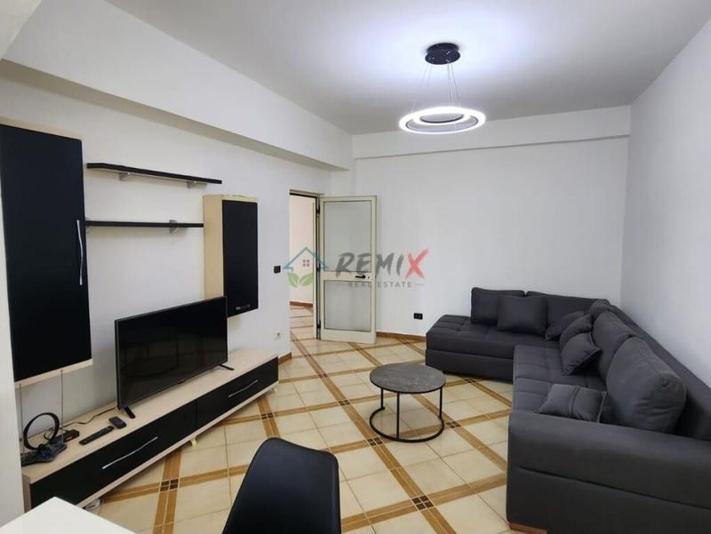 Appartamento 2+1 in affitto a Rruga Abaz Çelkupa, Durazzo, 100 m²