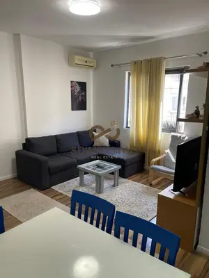 Room for sale in 21 Dhjetori, Tirana, 48 m². Photo 4 of 7