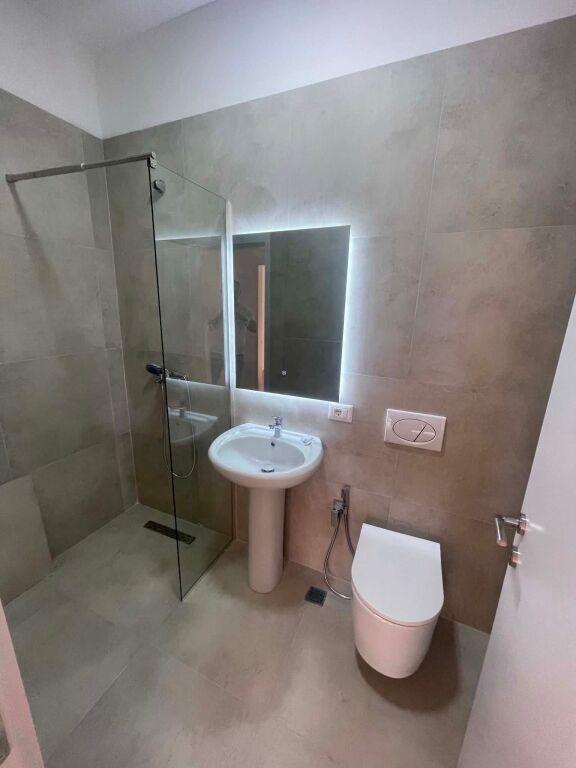 Apartament 2+1 me qera në Rruga Egnatia, Tiranë, 92 m². Foto 5 nga 5