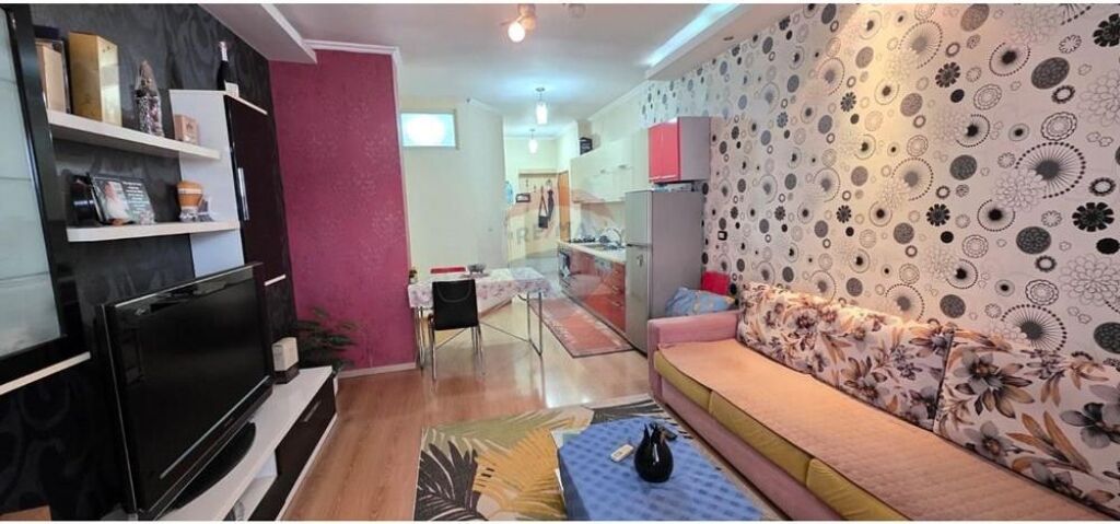 Apartment for sale in Rruga Teodor Keko, Tirana, 105 m². Photo 3 of 3