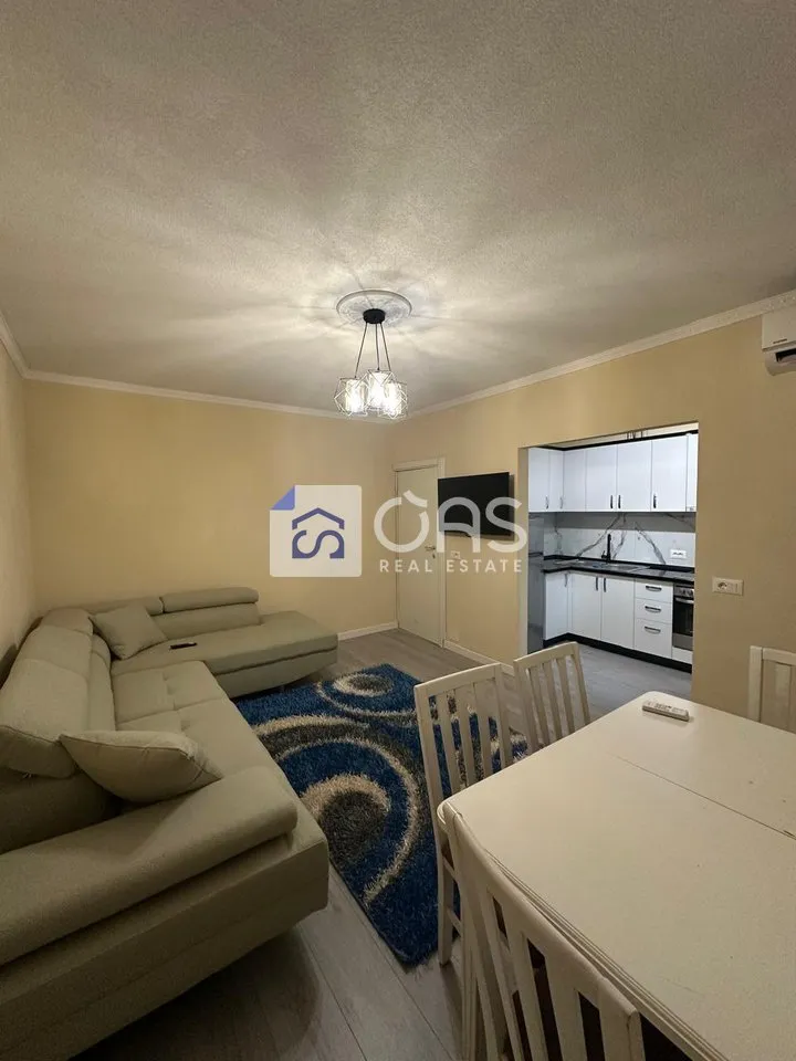 Apartament 1+1 me qera në Brryli, Tiranë, 50 m². Foto 1 nga 5