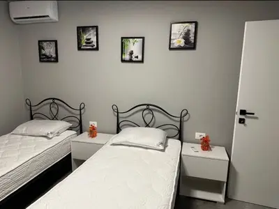 Appartamento 2+1 in affitto a Sheshi Avni Rustemi, Tirana, 75 m². Foto 4 di 6