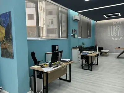 Commercial space for sale in Qendër, Durrës, 87 m². Photo 4 of 10