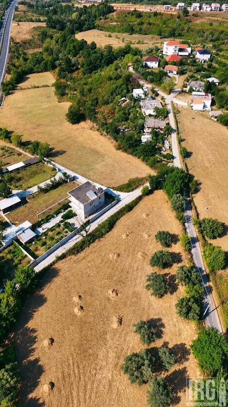 Tokë në shitje në Lundër, Tiranë, 700 m². Foto 3 nga 3