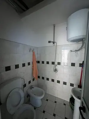 Ambient biznesi me qera në KAZAZI...Therje, Durrës, 45 m². Foto 3 nga 3