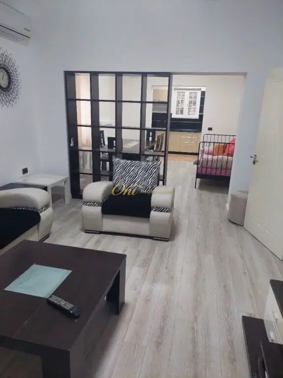 Apartament 2+1 me qera në Rruga Mihal Grameno, Tiranë, 150 m²