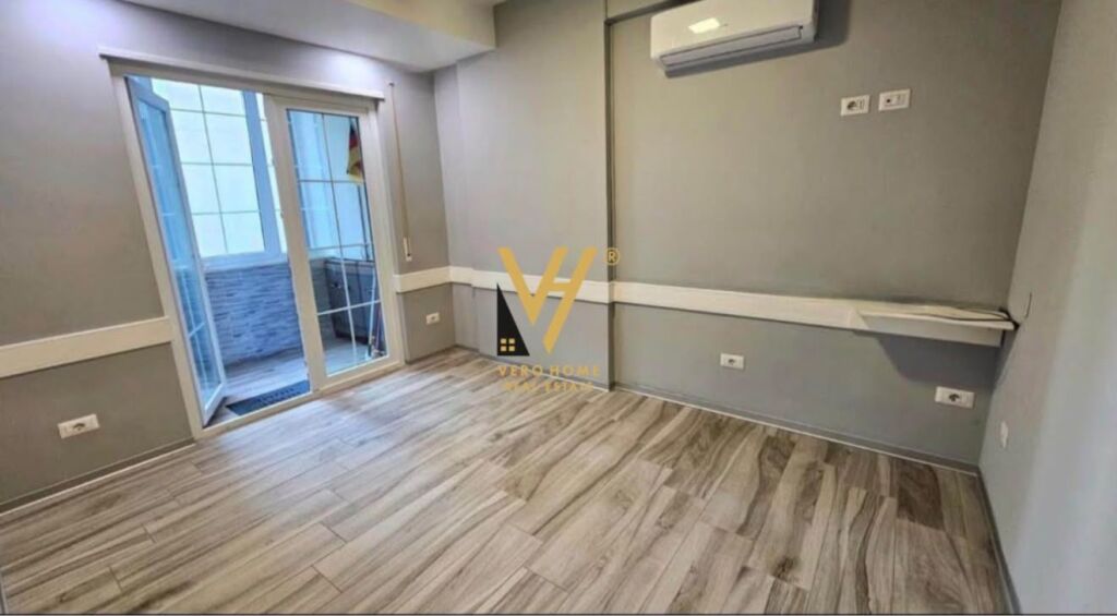 Ambient biznesi me qera në Materniteti i Ri, Tiranë, 110 m². Foto 2 nga 3