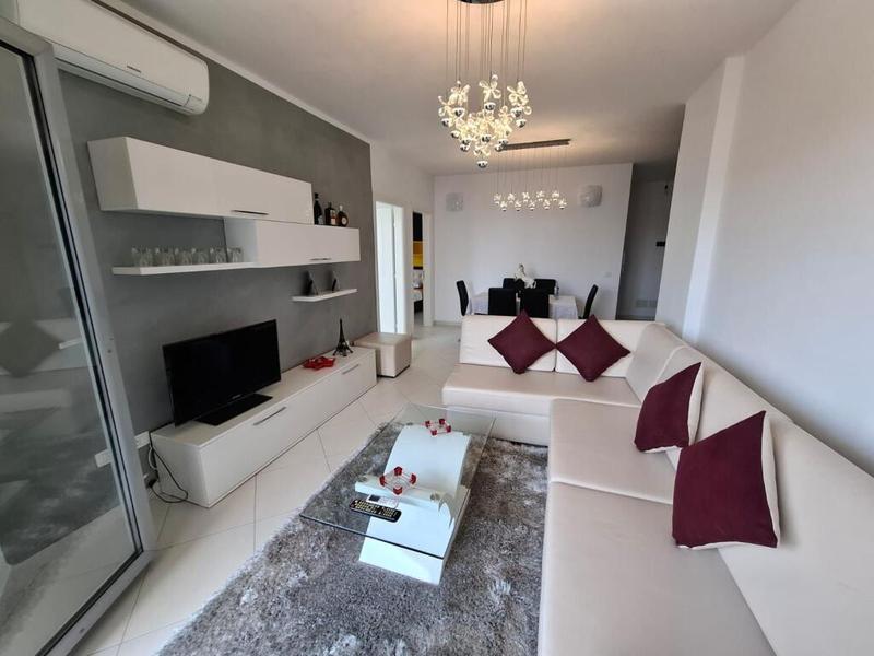 Apartament 2+1 në shitje në Ujësjellës Kanalizime Durrës, Durrës, 95 m². Foto 2 nga 11
