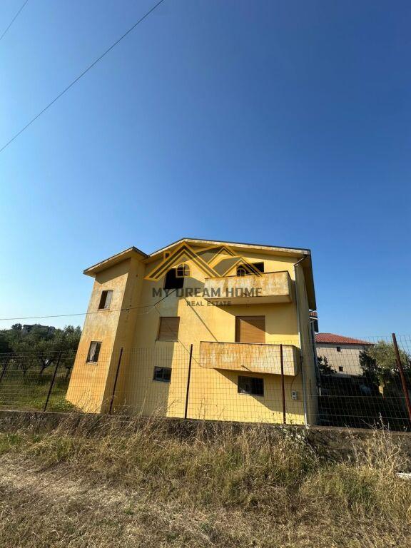 Shtëpi private në shitje në Shijak, Durrës, 676 m²