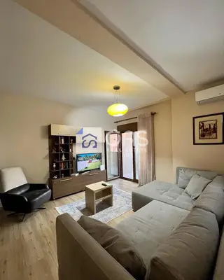 Apartament 1+1 me qera në Myslym Shyri, Tiranë, 78 m². Foto 5 nga 10